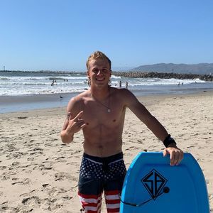 Meet your Posher, Travis